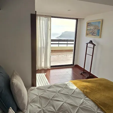 דירה With A Stunning View Over ססימברה
