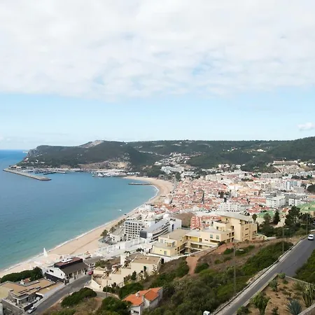 With A Stunning View Over * Sesimbra