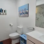 With A Stunning View Over Apartment Sesimbra