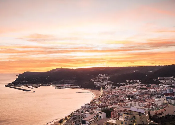 With A Stunning View Over Διαμέρισμα *