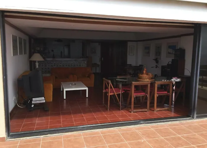 With A Stunning View Over アパート セシンブラ